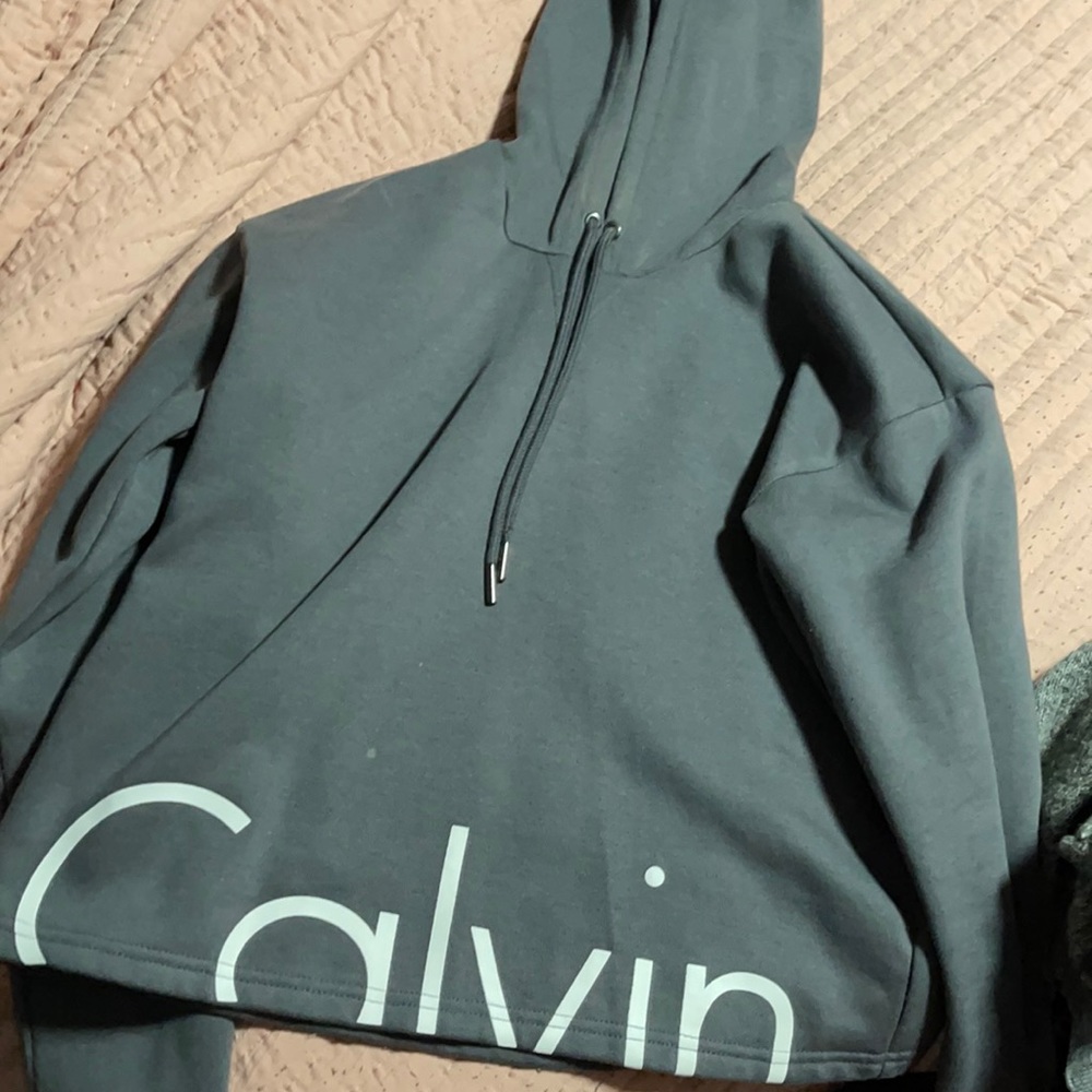 Calvin Klein sweatshirt
